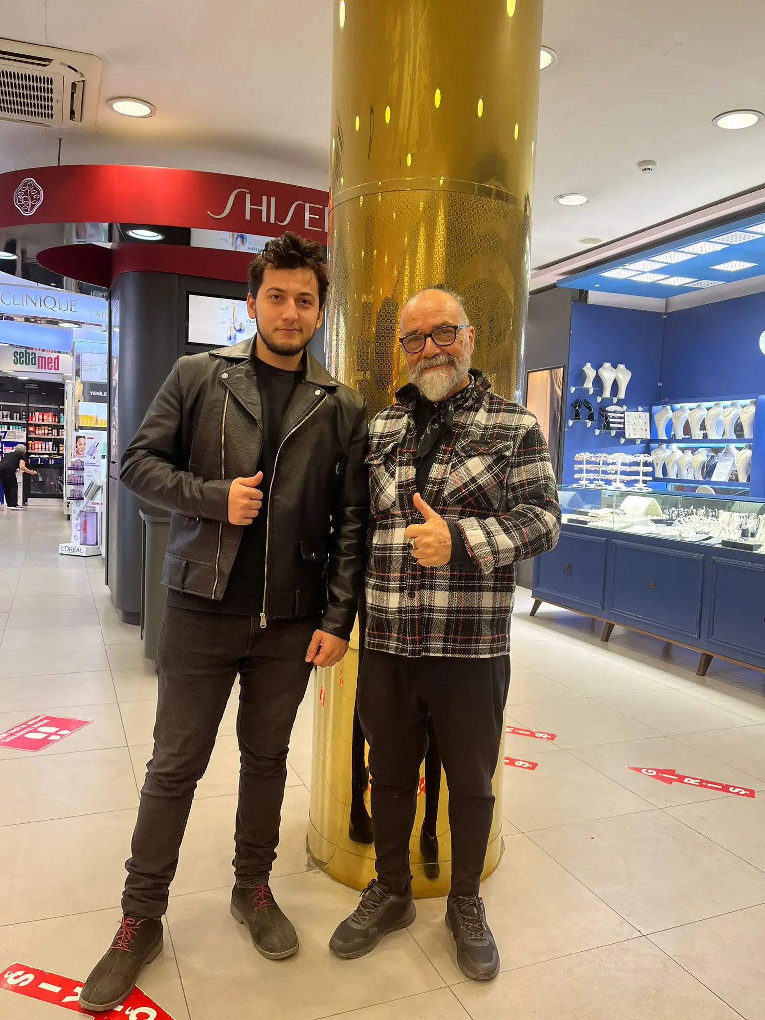Tolga Cerrah Samsun Çarşı Mağazası İmaj Çalışmaları