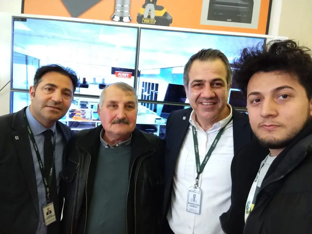 Tolga Cerrah Eryildiz Samsun Tüyap Mobilya Fuarı Stand Kurulumu ve Fuar içerisinden görseller
